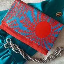 Load image into Gallery viewer, #16 The Singapura Collection