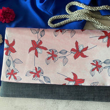 Load image into Gallery viewer, #04 The Singapura Collection