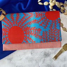 Load image into Gallery viewer, #05 The Singapura Collection