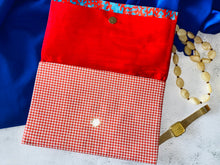 Load image into Gallery viewer, #05 The Singapura Collection