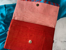 Load image into Gallery viewer, #16 The Singapura Collection