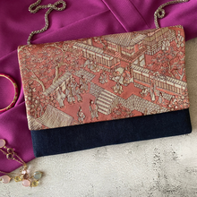 Load image into Gallery viewer, Amelia with chain strap